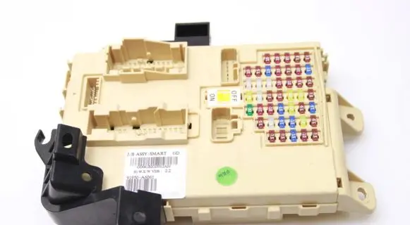 Hyundai i30 Fuse module 91950A6061