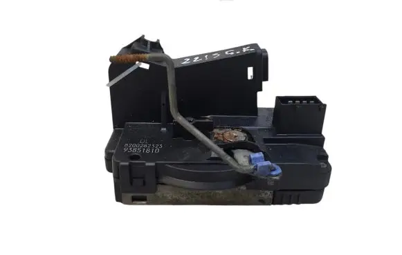 Renault Trafic II (X83) Sliding door lock 8200282323 93851810