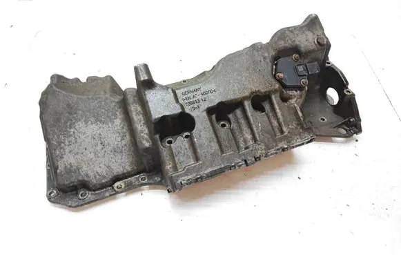 BMW X3 F25 Oil sump 7570403
