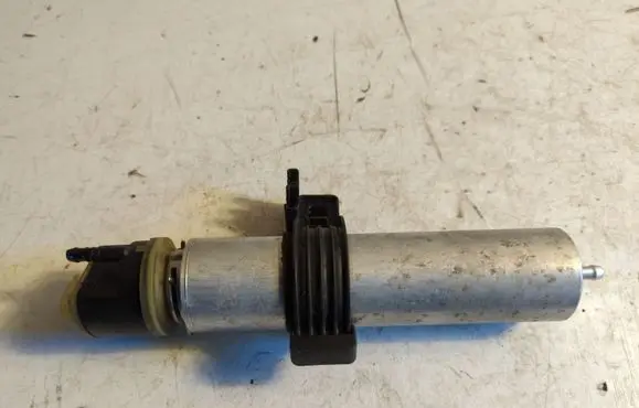 BMW 5 F10 F11 Fuel filter 8517897
