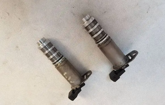BMW M3 F80 Camshaft vanos timing valve 8605123ORI 8605123