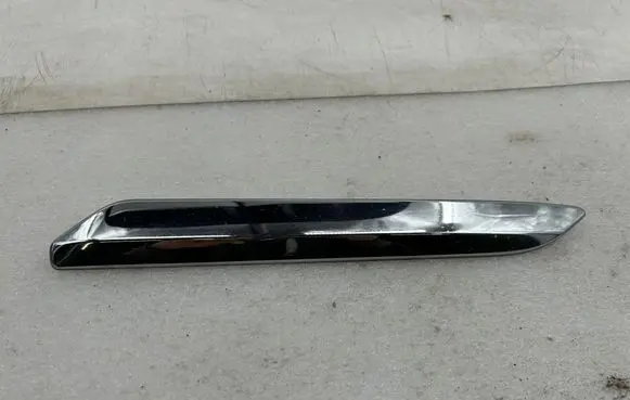 Citroen C5 Front bumper splitter molding 9682198577 2001589