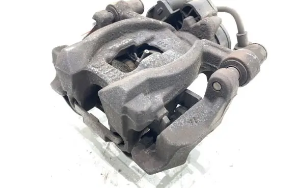BMW 2 F44 Rear brake caliper 6885538