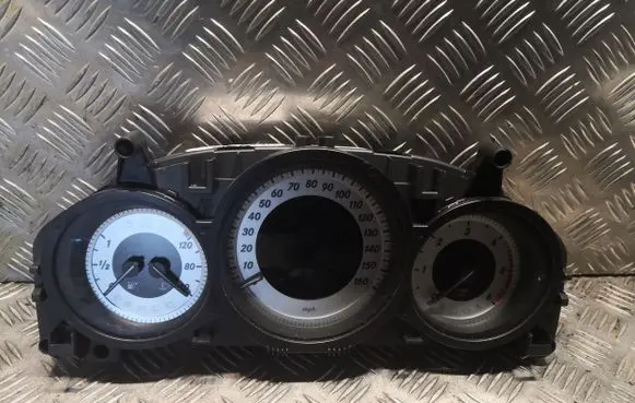 Mercedes-Benz C W204 Speedometer (instrument cluster) 2049005813 A2049005813