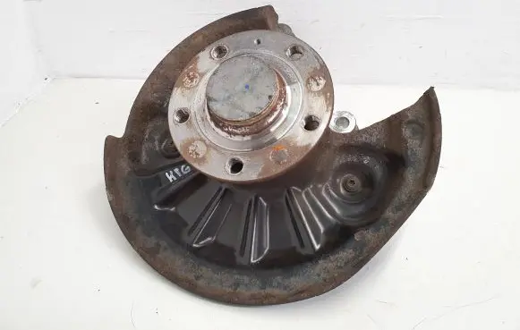Audi TT TTS RS Mk3 8S Rear wheel hub spindle/knuckle 