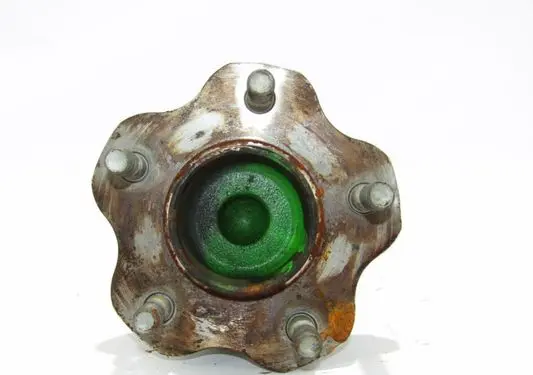 Nissan Qashqai Rear wheel hub