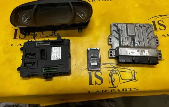 Renault Megane IV Engine ECU kit and lock set P248106335R 248106335R 284B14604R