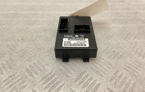 Jeep Grand Cherokee Tailgate/trunk control unit/module 68140669AF