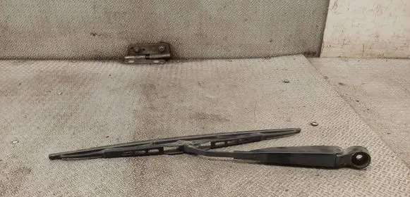 Chrysler Grand Voyager V Rear wiper blade arm 