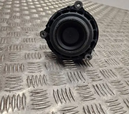 BMW 3 G20 G21 Engine mount bracket 7581620