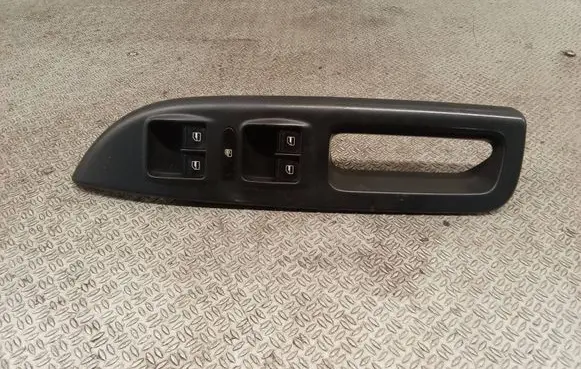 Skoda Octavia Mk2 (1Z) Electric window control switch 1Z1867171