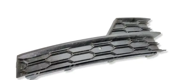 Skoda Octavia Mk3 (5E) Front bumper lower grill 5E0807682F
