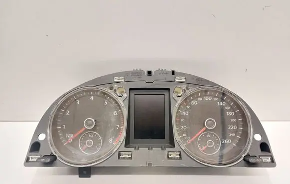 Speedometer (instrument cluster)