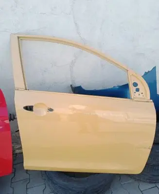 Door (2 Door Coupe)