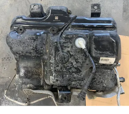 Renault Trafic III (X82) AdBlue liquid reservoir 172A27073R