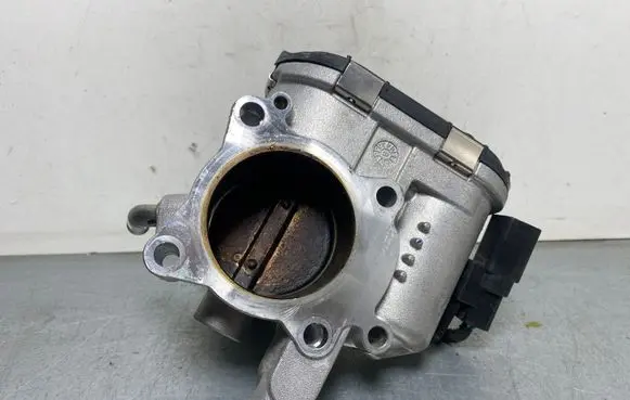 Hyundai Ioniq Electric throttle body valve 0280750680