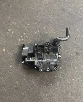 Audi A3 S3 8V Oil breather separator 04C103464L