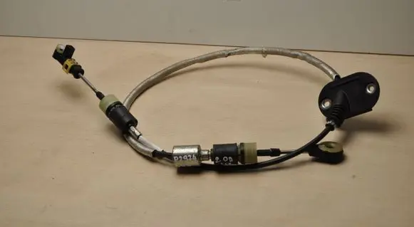 Volvo S90, V90 Gear shift cable linkage 31492811