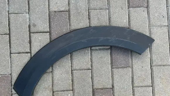 Mini One - Cooper Clubman R55 Front arch trim 51777318829