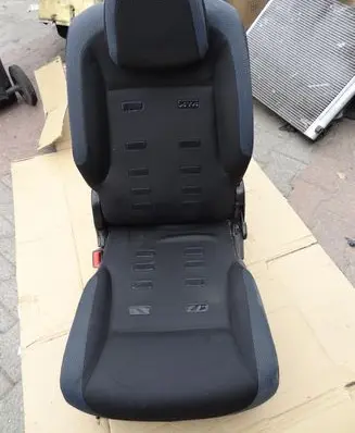 Peugeot Partner Second row seats LEWY