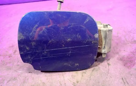 Renault Clio III Fuel tank cap