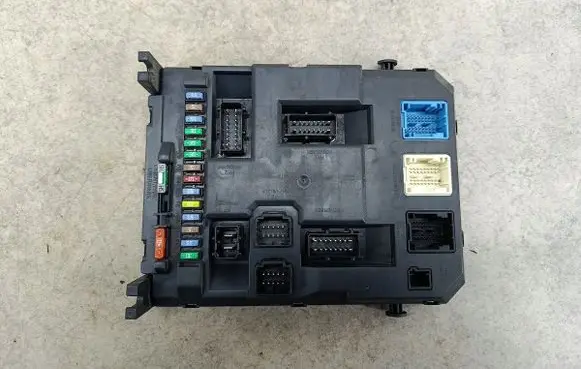 Peugeot 207 Fuse box set 