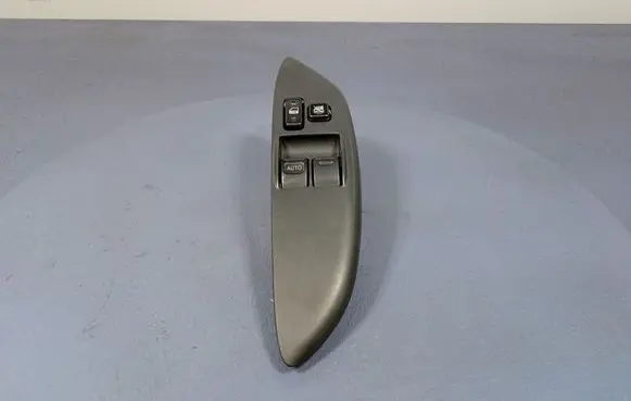 Toyota Yaris Electric window control switch 
