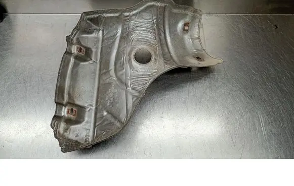 Volvo V50 Heat shield in engine bay 3M519N454BZB