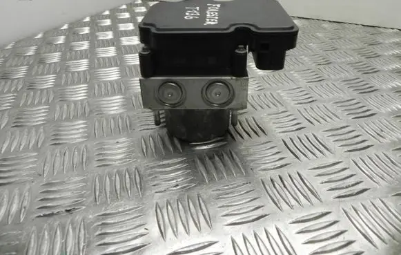 Subaru Forester SJ ABS Pump 27536SG140 VD11728
