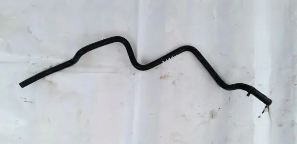 Ford Puma Engine coolant pipe/hose