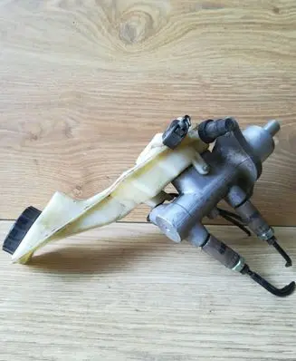 Mazda 3 I Master brake cylinder 03350886441