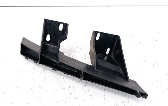 Audi Q7 4L Front bumper mounting bracket 4L0807333A