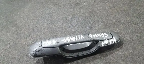 Suzuki Grand Vitara I Front door exterior handle 8282065d00 82820-65d00