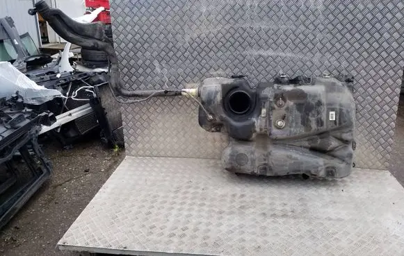 Peugeot Expert Fuel tank 9811260780
