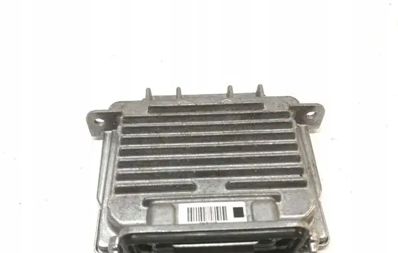 Peugeot Traveller Headlight ballast module Xenon 90035944