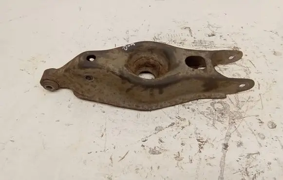 Chrysler 300 - 300C Rear upper control arm/wishbone