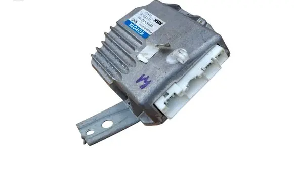 Toyota Corolla Verso E121 Power steering control unit/module 8965002160 036197 EATCEC061