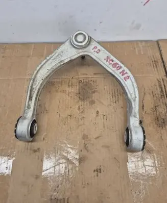 Volvo XC60 Front upper control arm/wishbone 31360633