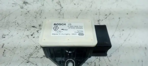 Nissan Qashqai ESP acceleration yaw rate sensor 479300006R 0265005757