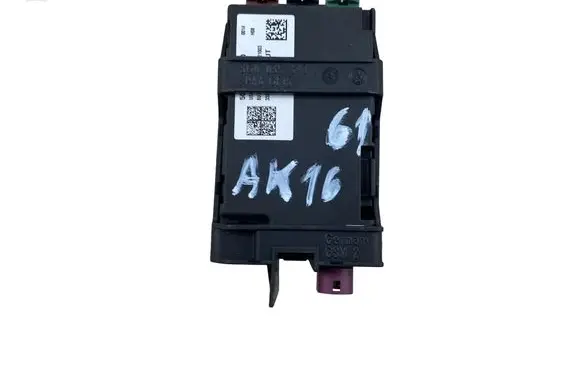 Volkswagen PASSAT B8 USB control unit 3G0035643