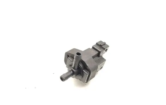 Vacuum valve