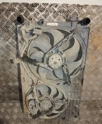 Volkswagen Golf IV Coolant radiator 1J0121253P