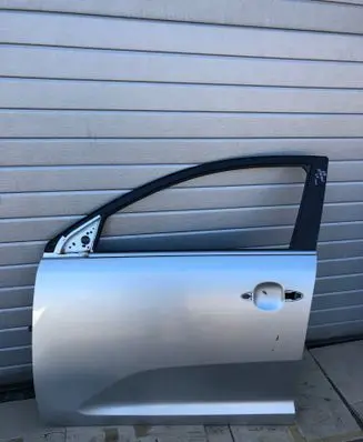 KIA Sportage Front door 