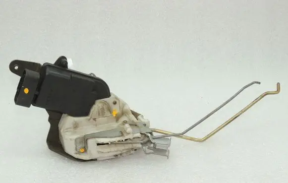 Suzuki Liana Front door lock 8220254GB0