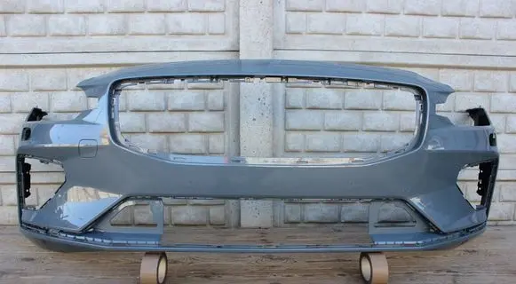 Volvo V60 Front bumper 31690530