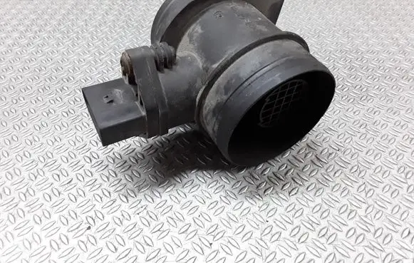 Volkswagen Caddy Mass air flow meter 038906461B 0281002531
