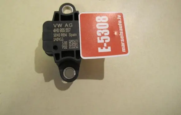 Audi A4 S4 B7 8E 8H Airbag deployment crash/impact sensor 4H0955557