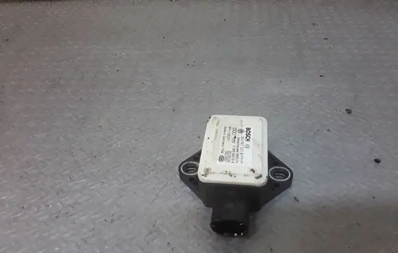 Audi A6 S6 C6 4F ESP acceleration yaw rate sensor 8E0907637B