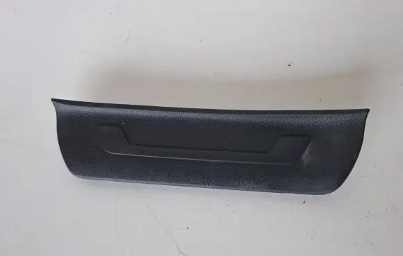 KIA Sportage Rear sill trim cover 85877F1000