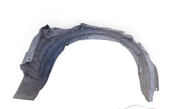 Front wheel arch liner splash guards